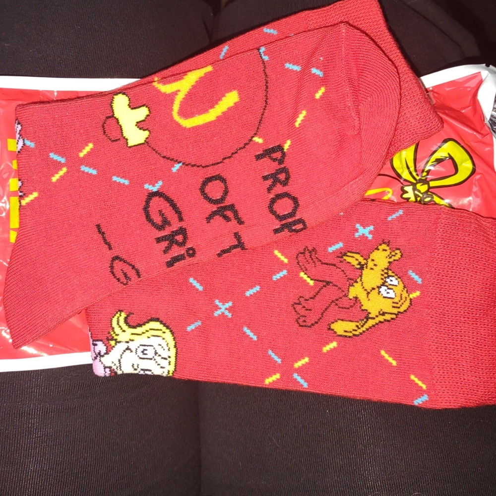 Mcdonalds Grinch Socks❤️ RED